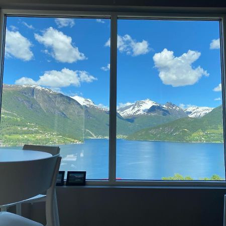 Olden Fjord Apartments Exterior foto