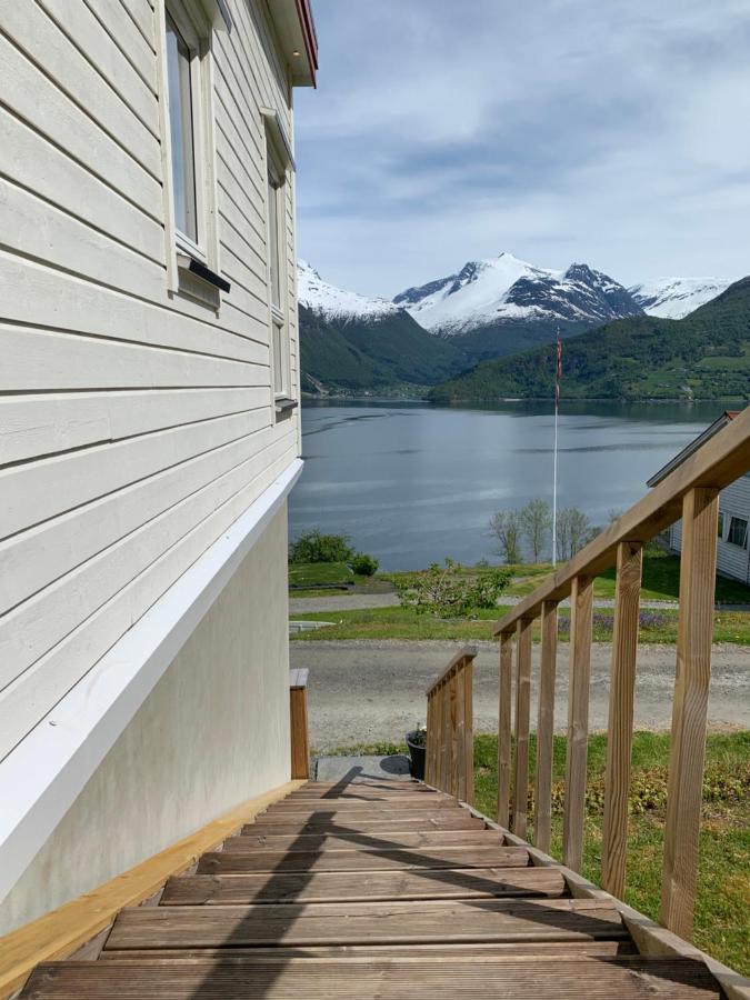 Olden Fjord Apartments Exterior foto
