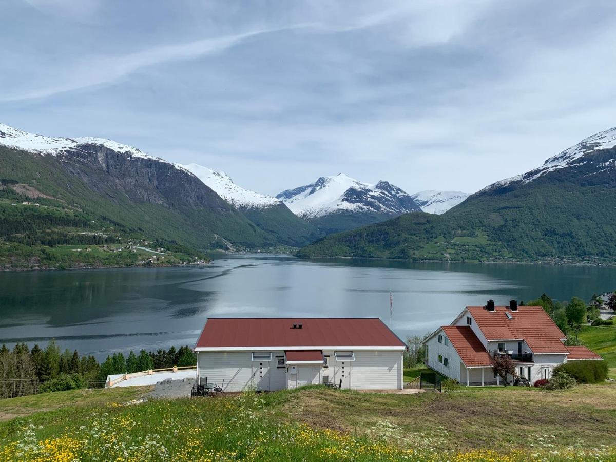 Olden Fjord Apartments Exterior foto