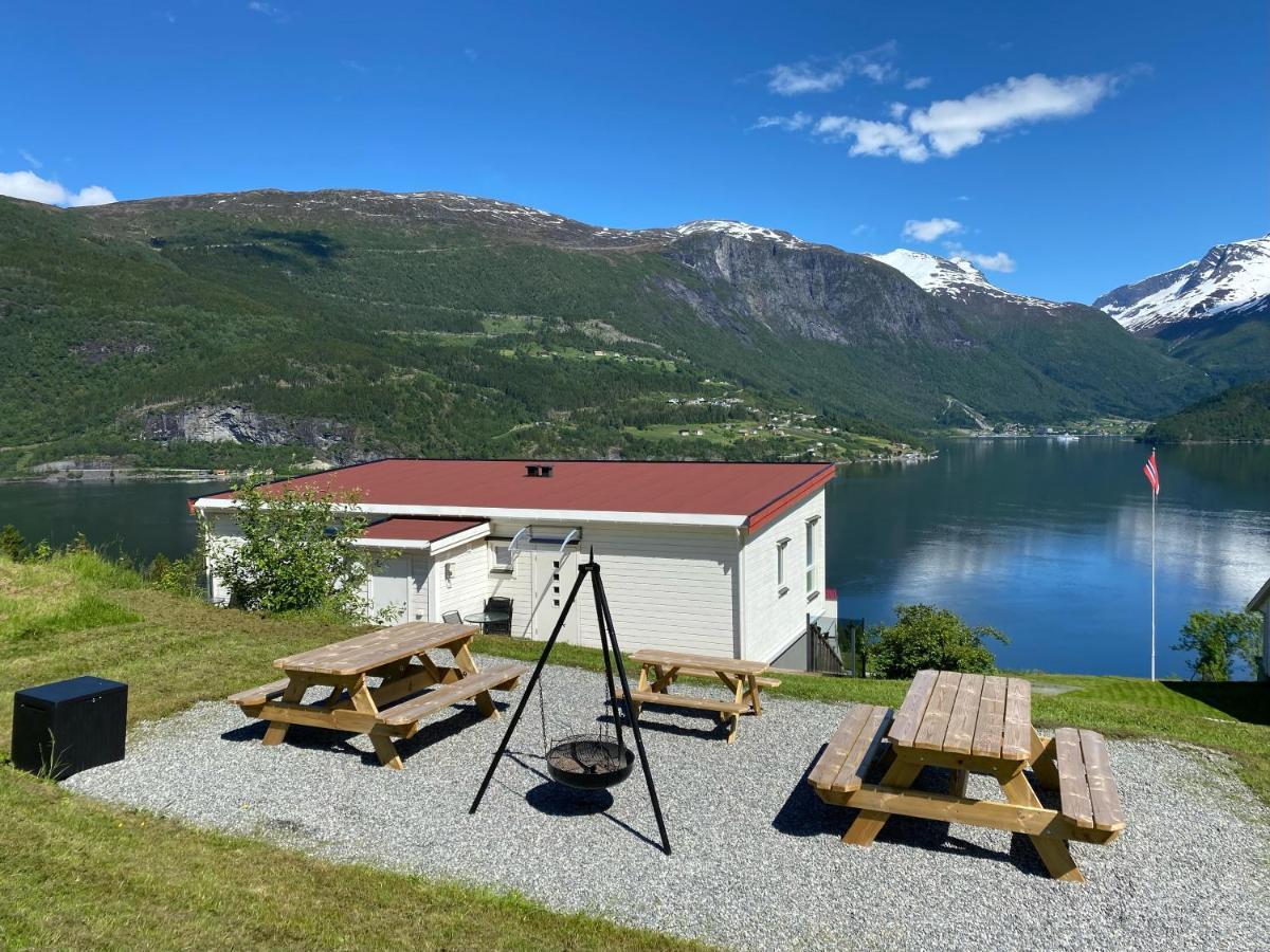 Olden Fjord Apartments Exterior foto
