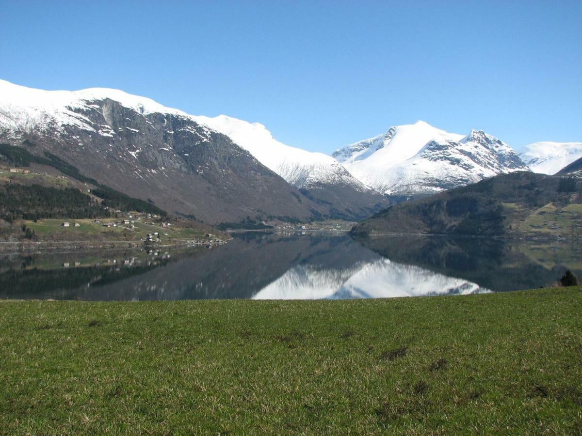 Olden Fjord Apartments Exterior foto